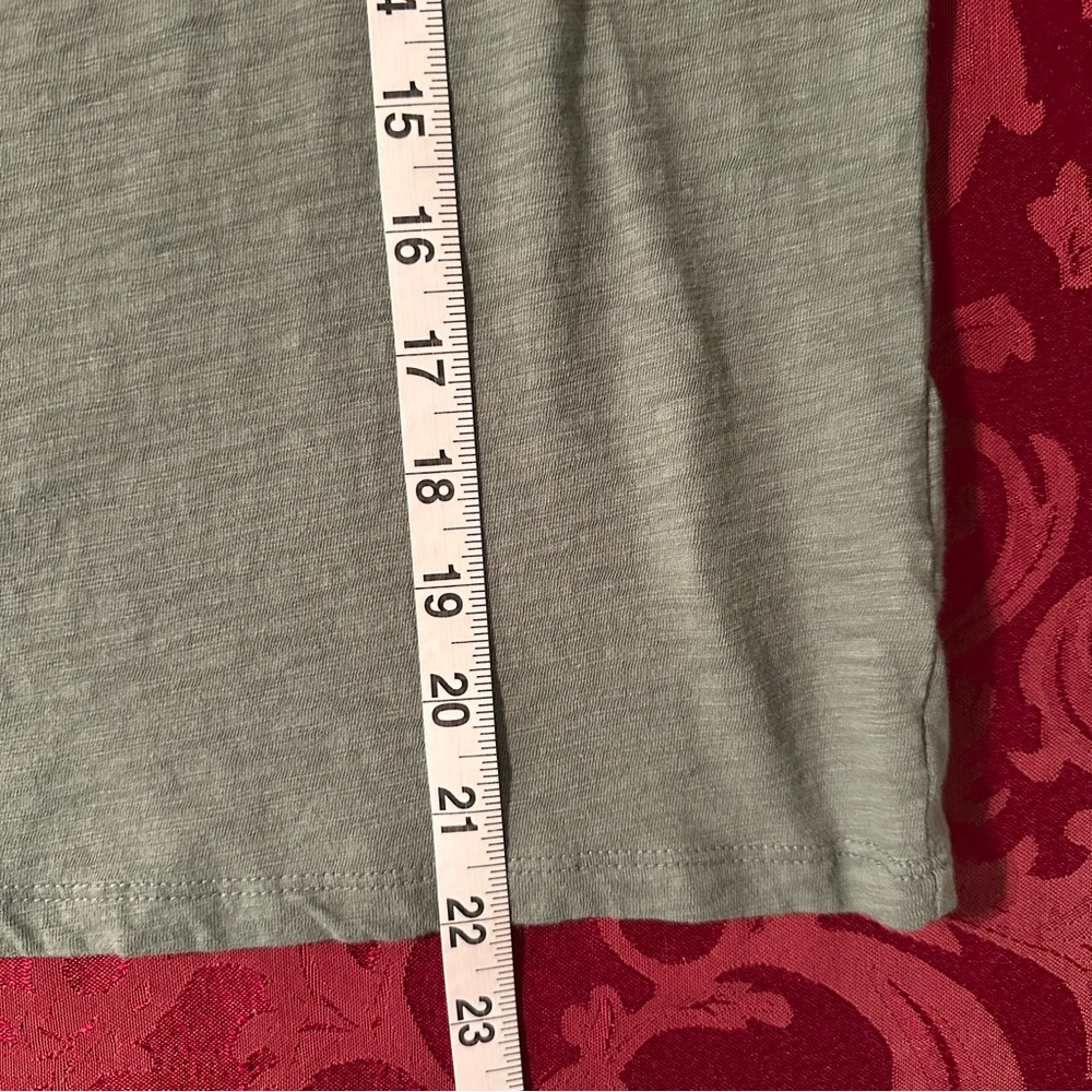 Old Navy Women’s EveryWear Printed Crew Neck T-Shirt - Picture 6 of 7